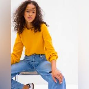 Gap “Easy” Long Sleeve Crewneck Sweater, Mustard Yellow, size S